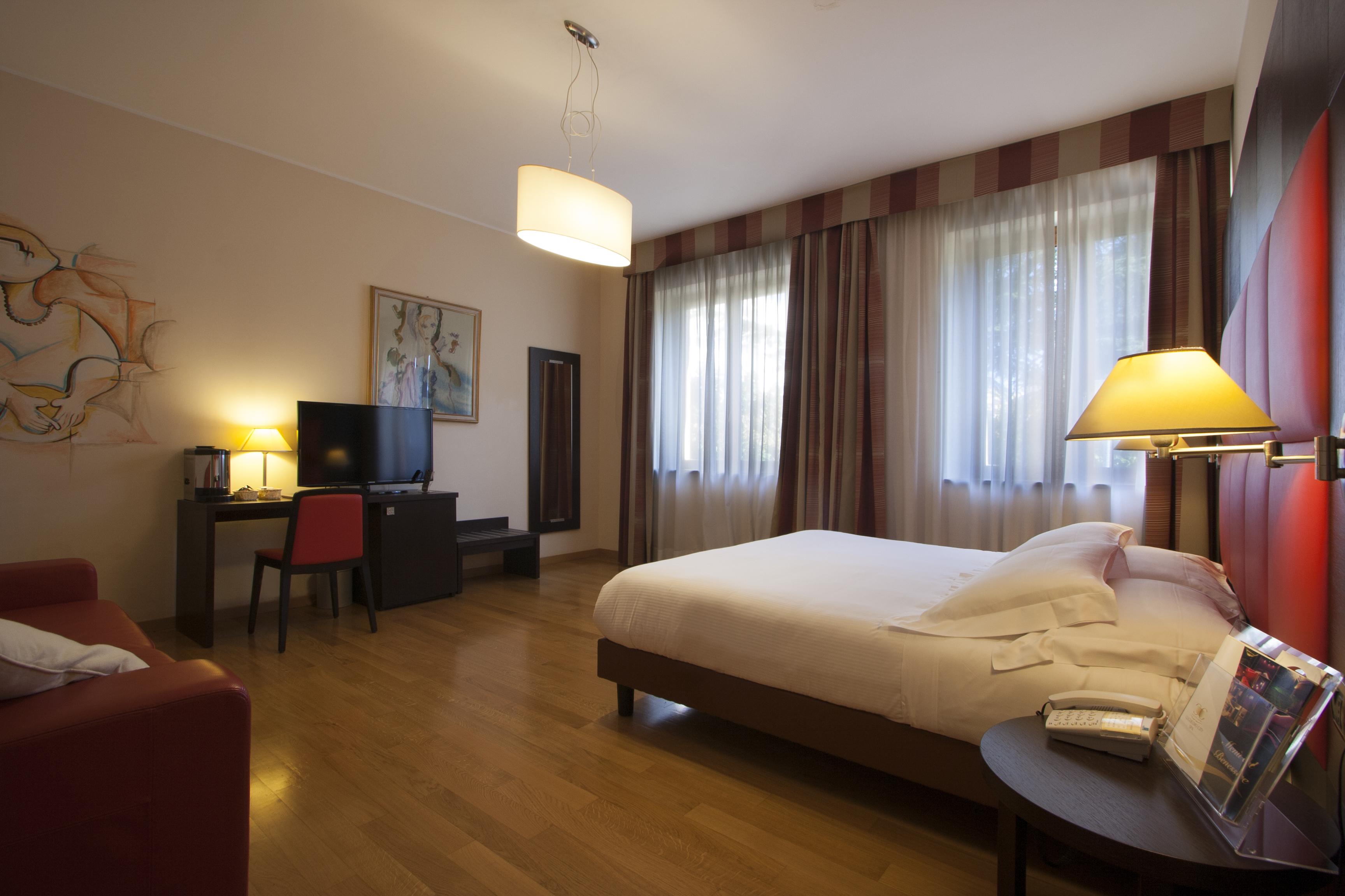 Hotel Guglielmo カタンザーロ エクステリア 写真