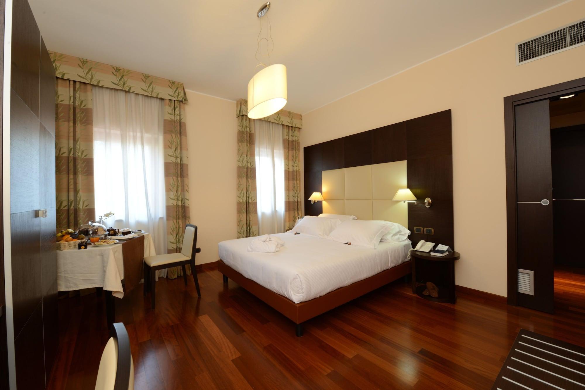 Hotel Guglielmo カタンザーロ エクステリア 写真