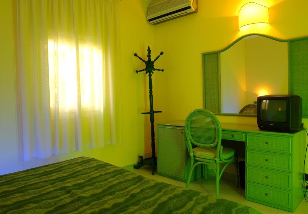 Hotel Guglielmo カタンザーロ 部屋 写真